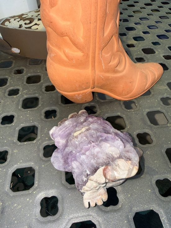 Dream Amethyst Crystal Money Toad 12 oz - Picture 8 of 11